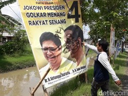 APK Jokowi di Brebes Dicoret PKI, TKD Yakin Pelakunya Kubu Lawan