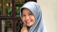 Potret Dokter Cantik Berhijab, Istri Faldo Maldini yang Populer di Medsos