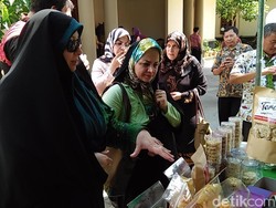 Berkunjung ke Rembang, Utusan Negara Iran Belajar Industri Rumahan