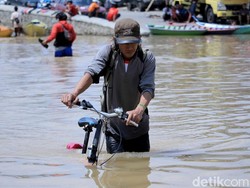 BMKG: Bandung Raya Waspada Longsor dan Banjir September-Oktober