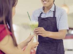 Restoran Unik di China Ini Hanya Pekerjakan Pelayan Tunarungu