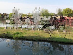 Karya Seniman Entang Wiharso Chronicles Fence Mejeng di China Karya Seniman Entang Wiharso Chronicles Fence Mejeng di China