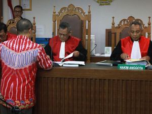 Sidang Perdana Gugatan Nasabah J-Trust