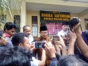 KPK Periksa Wali Kota Malang Dalami Kasus Suap dan Gratifikasi KPK Periksa Wali Kota Malang Dalami Kasus Suap dan Gratifikasi