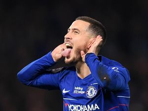 Neymar Membayangkan Serunya Main Bareng Hazard