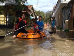 Meluas, Banjir di Indramayu Rendam Ribuan Rumah di 5 Kecamatan