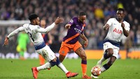 Meski begitu, sejumlah peluang yang diciptakan pemain City belum mampu menembus gawang tuan rumah hingga akhirnya laga berakhir dengan skor 1-0 kemenangan untuk Tottenham Hotspur. Justin Setterfield/Getty Images.
