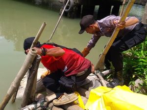 Polisi Duga Pembuang 2 Mayat dalam Karung di Pandeglang Orang yang Sama