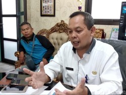 Buntut Soal Ujian Bubarkan Banser, Kadisdik Garut Minta Maaf