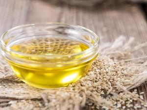 Minyak Wijen Bikin Masakan Harum Aromanya, Ini Manfaat Sehatnya Minyak Wijen Bikin Masakan Harum Aromanya, Ini Manfaat Sehatnya