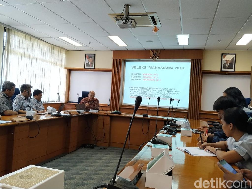 Kemenristek Dikti: UTBK Sesi Tambahan Berjalan Lancar Kemenristek Dikti: UTBK Sesi Tambahan Berjalan Lancar