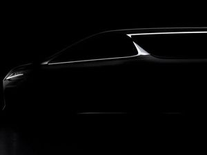 Alphard Versi Lexus Pamer Siluet