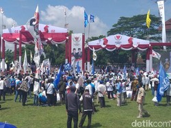 Massa Mulai Padati Kampanye Prabowo di Stadion Sriwedari Solo