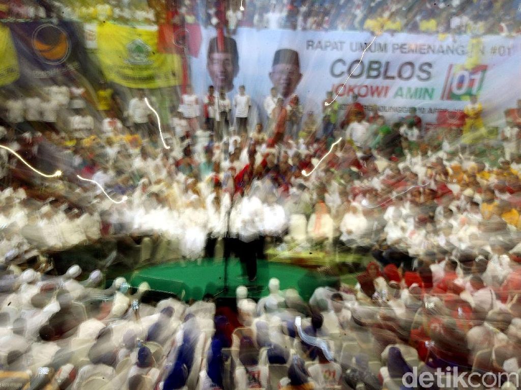 Melihat Kemeriahan Kampanye Jokowi di Probolinggo