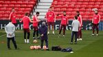 Selamat Datang di Theater of Dreams, Barcelona