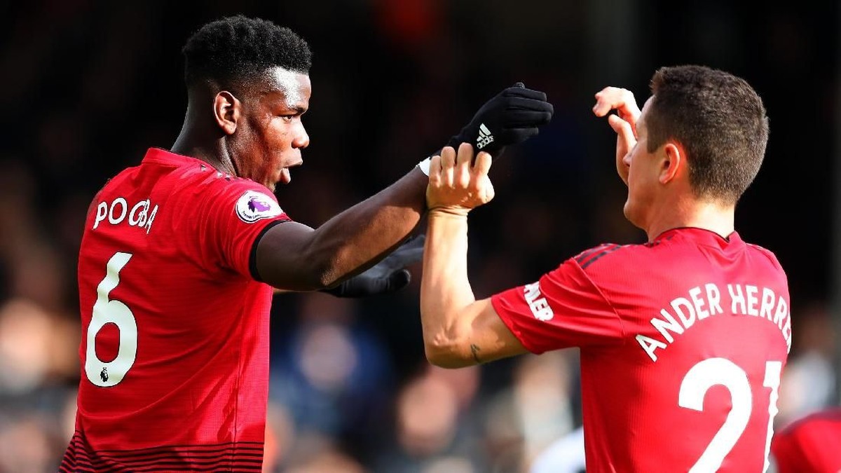 Ander Herrera menilai Paul Pogba akan jadi rekrutan bagus untuk Real Madrid. (Foto: Catherine Ivill / Getty Images)