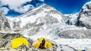 Potret Memukau Everest Jepretan Oppo F11 Pro