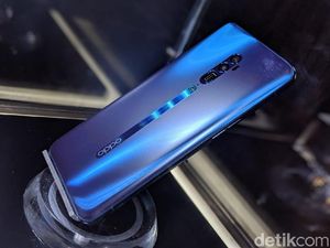 Oppo Reno Resmi Diperkenalkan, Simak Spek dan Harganya Oppo Reno Resmi Diperkenalkan, Simak Spek dan Harganya