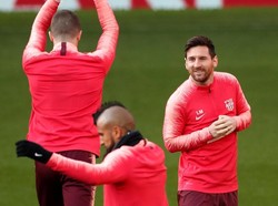 De Jong Tak Sabar Lihat Langsung Messi Latihan