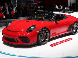 Spesifikasi Porsche Cayenne yang Tabrak Truk di Jagorawi dan Terbakar