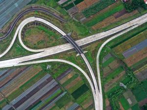 Wow! Begini Penampakan Tol Pasuruan-Probolinggo dari Udara