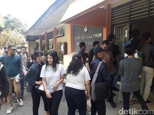 Keluhan Mahasiswa di Yogya, Terpaksa Golput karena Tak Bisa Urus A5 Keluhan Mahasiswa di Yogya, Terpaksa Golput karena Tak Bisa Urus A5