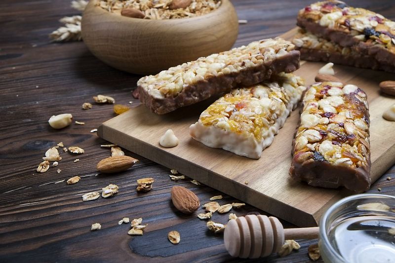 muesli bar / protein bar