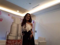 Pertanyaan Astrid Tiar Emak-emak Banget! Tanya Listrik di Rumah Mewah Titi Kamal