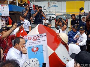 BPPT Luncurkan Buoy Tsunami Merah Putih, akan Dipasang di Selat Sunda BPPT Luncurkan Buoy Tsunami Merah Putih, akan Dipasang di Selat Sunda