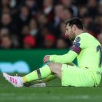 Messi di Old Trafford: Berdarah-Darah dan Diteriaki Viva Ronaldo