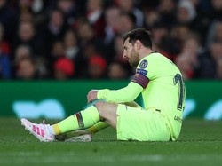 Smalling Sukses KO Messi di Old Trafford