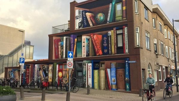 Foto Viral di Instagram, Mural Rak Buku Raksasa di Belanda