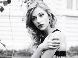 Curhat Penyanyi yang Diusir karena Pakai Bikini di Kolam Renang