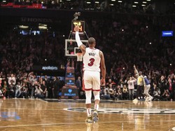 Dwyane Wade Tutup Karier dengan Triple-Double