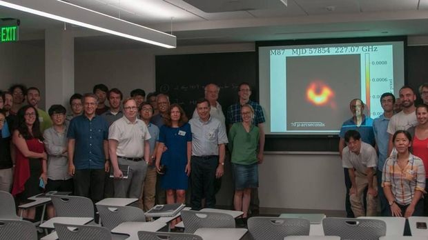 Katie Bouman, Sosok Wanita Inspiratif di Balik Foto Black Hole Pertama