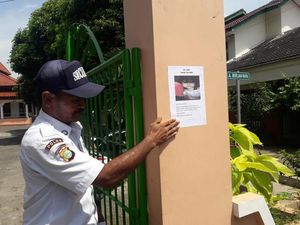 Mencari Balita Anisa yang Diculik, Keluarga Sebar Pamflet Mencari Balita Anisa yang Diculik, Keluarga Sebar Pamflet