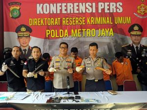 Polisi Tembak Mati Ketua Perampok Nasabah Bank Modus Gembos Ban Polisi Tembak Mati Ketua Perampok Nasabah Bank Modus Gembos Ban