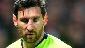 Wajah Messi Berdarah-darah di Laga MU vs Barcelona