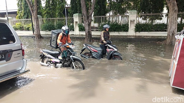 CVT Motor Matik Terendam Banjir, Segera Lakukan Hal Ini