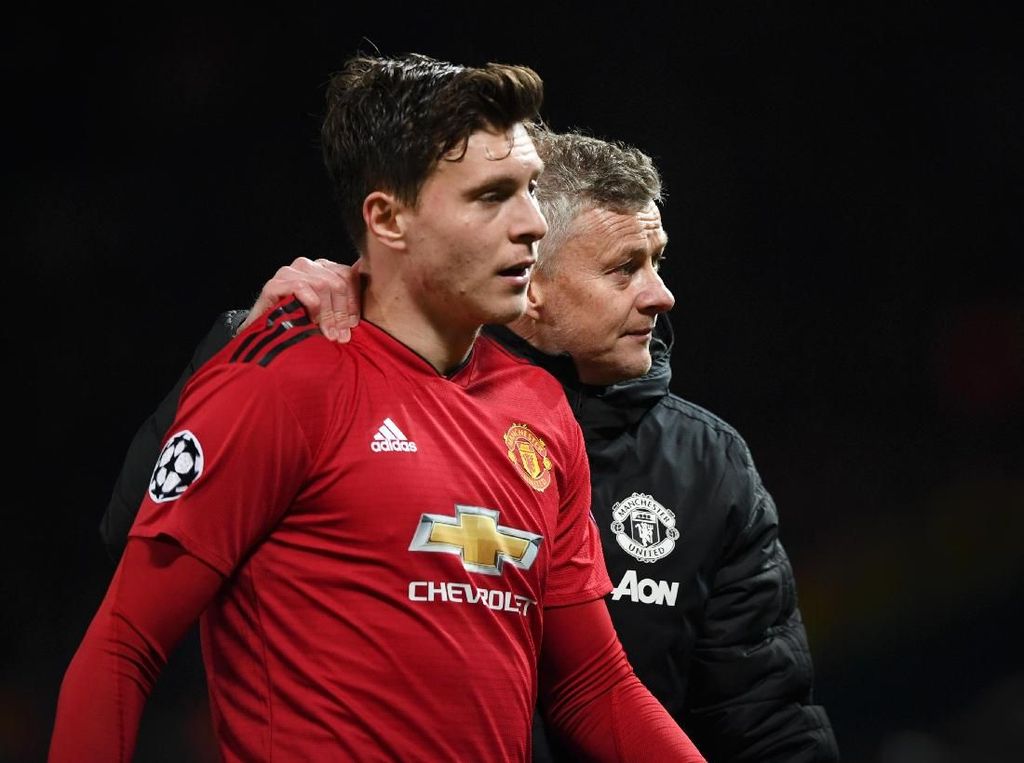 Dirumorkan Ada dalam Radar Barcelona, Lindelof Bahagia di Man United Dirumorkan Ada dalam Radar Barcelona, Lindelof Bahagia di Man United