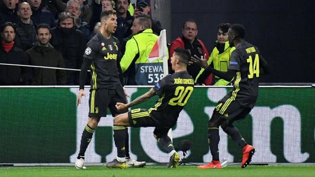 Ronaldo sudah cetak delapan gol ke gawang Ajax.