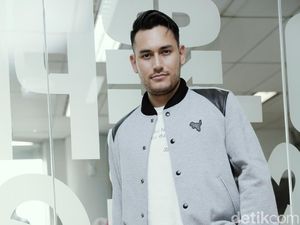 Tonton di Sini! Arifin Putra Bicara soal Akting dan Cita-cita Tonton di Sini! Arifin Putra Bicara soal Akting dan Cita-cita