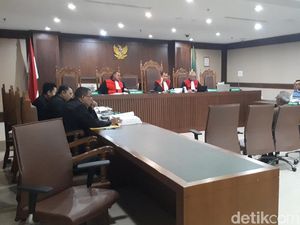 KPU Sebut Hoax 7 Kontainer Surat Suara Tercoblos Bentuk Provokasi KPU Sebut Hoax 7 Kontainer Surat Suara Tercoblos Bentuk Provokasi