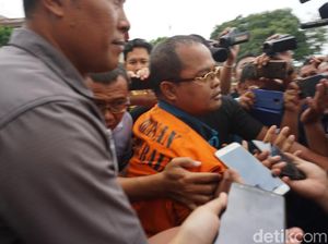 Ketua Kadin Bali Ditahan Gegara Kasus Penipuan Hingga Rp 16 M Ketua Kadin Bali Ditahan Gegara Kasus Penipuan Hingga Rp 16 M