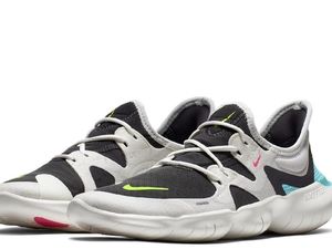 Wajah Baru Sneakers Nike Free & Flyknit, Stylish Berwarna Pastel Wajah Baru Sneakers Nike Free & Flyknit, Stylish Berwarna Pastel