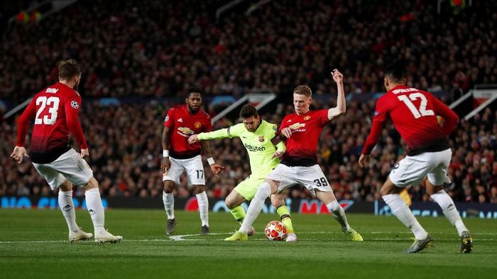 Manchester United menantang Barcelona dalam posisi tertinggal 0-1 secara agregat. (Foto: Lee Smith/REUTERS) Manchester United menantang Barcelona dalam posisi tertinggal 0-1 secara agregat. (Foto: Lee Smith/REUTERS)