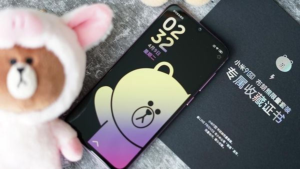 Xiaomi Mi 9 Edisi Brown yang Gahar tapi Imut