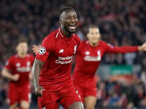 Ditarik Keluar Saat Latihan, Naby Keita Absen Hadapi Chelsea?