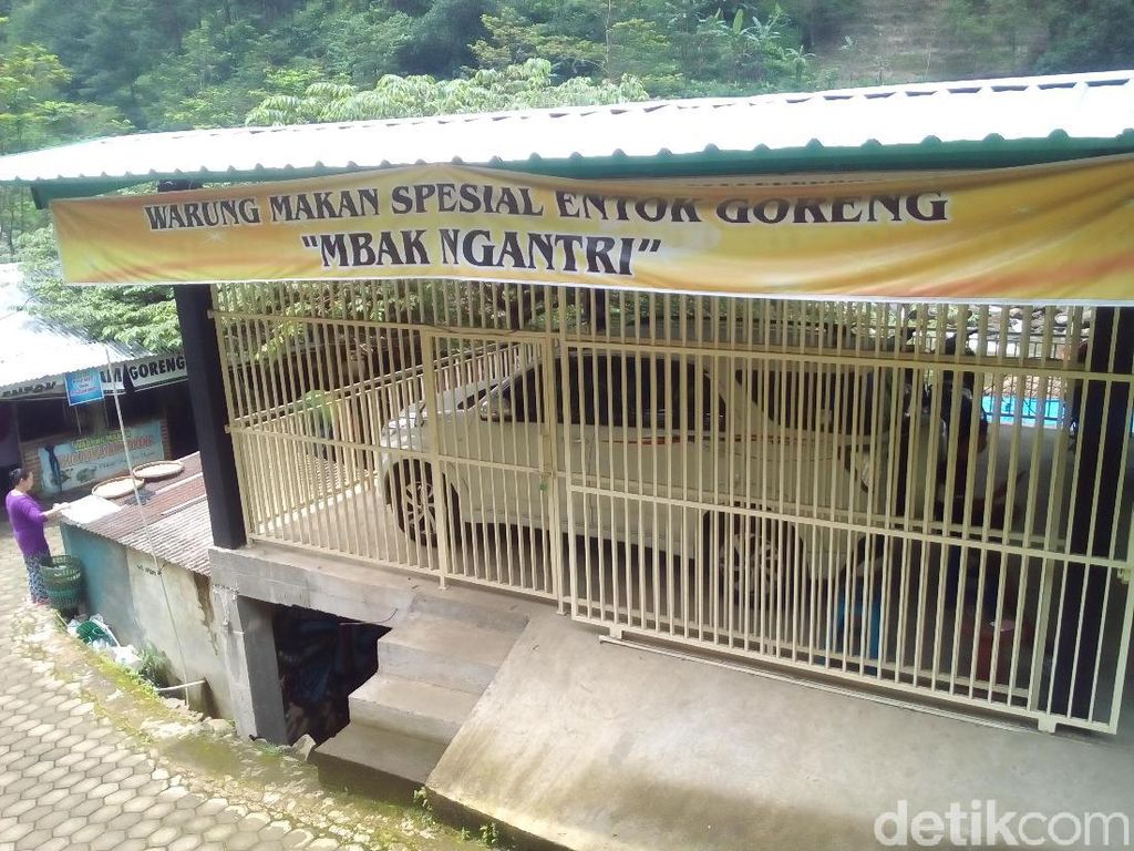 Pedas Menyengat Rica-Rica Entok Rahtawu di Lereng Bukit Muria Pedas Menyengat Rica-Rica Entok Rahtawu di Lereng Bukit Muria