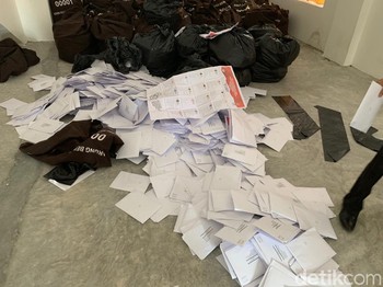 Kisruh Surat Suara Tercoblos di Negeri Jiran